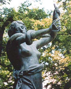 Pomnik Lilly Wenedy wyrzeźbiony przez Alfreda Dauna (1884)